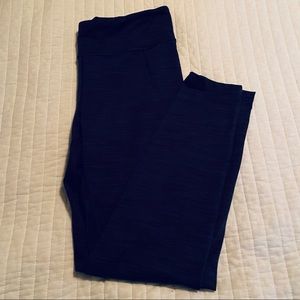 Athletic leggings